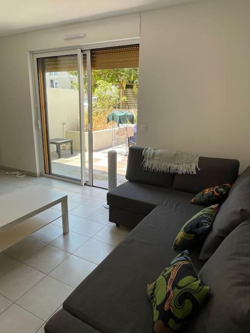 Appartement Duplex A Pour 4 Personnes, Wifi, Parking Et Tramway Montpellier